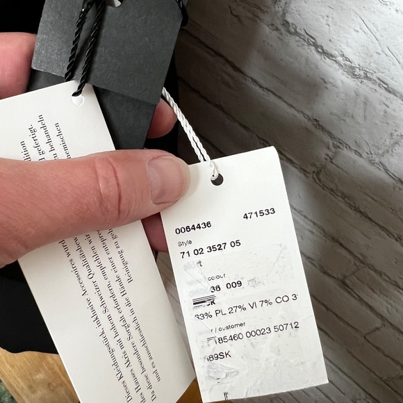 NWT Akris Punto Black A-Line Skirt with Black Embellishments, Size 4 - Picture 8 of 10